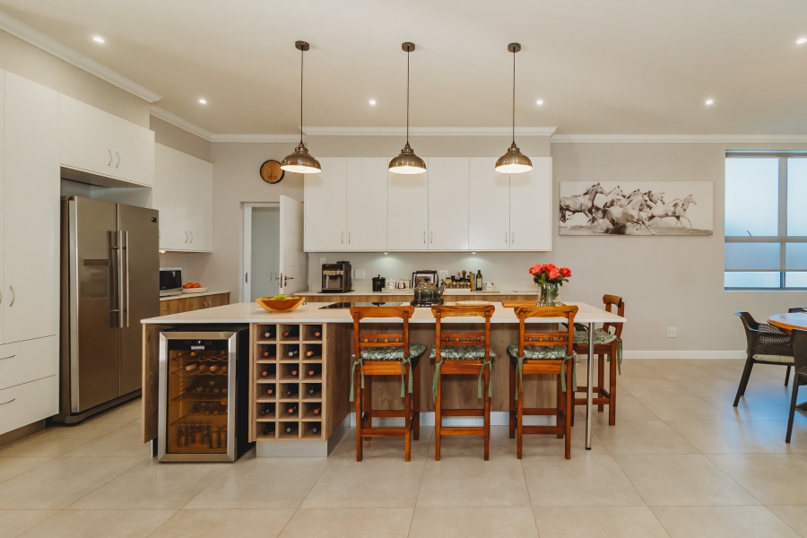 4 Bedroom Property for Sale in Kingswood Golf Estate Western Cape